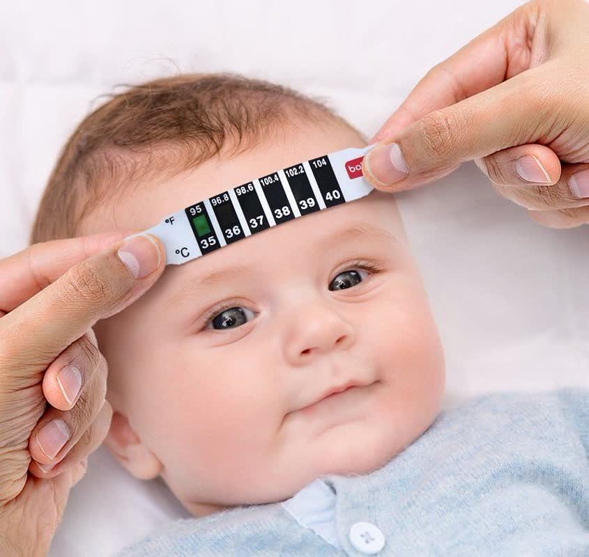 تب نواد تب سنج دیجیتالی پیشانی
